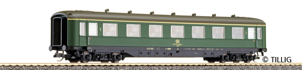 Passenger car 1st class<br /><a href='images/pictures/Tillig/16901.jpg' target='_blank'>Full size image</a>